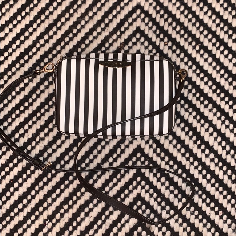 Henri Bendel Crossbody bag